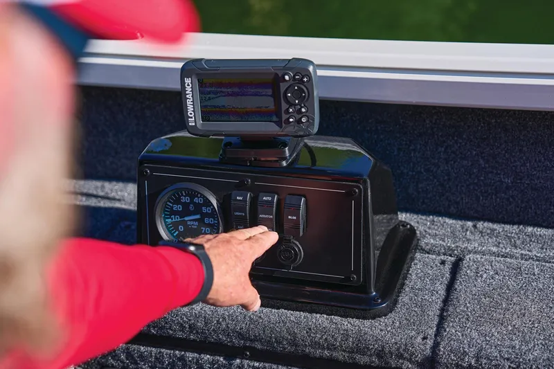 Slide: The Image of Ranger VS1665T 2025 - 53