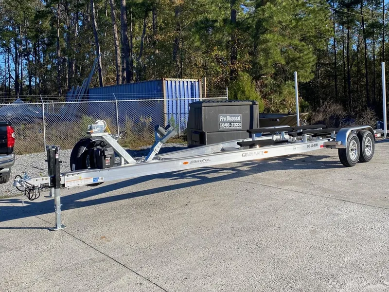 Slide: The Image of Grady-White 281 Coastal Explorer 2023 - 20