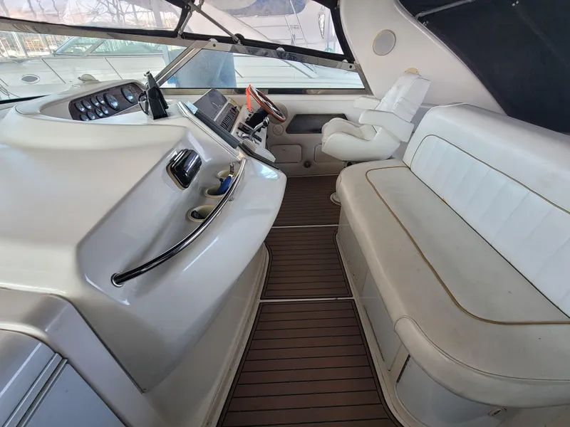 Slide: The Image of Sea Ray 450 Sundancer 1996 - 10