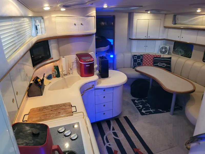 Slide: The Image of Sea Ray 450 Sundancer 1996 - 12