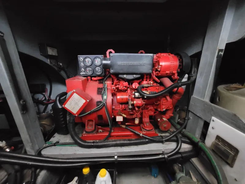 Slide: The Image of Sea Ray 450 Sundancer 1996 - 27