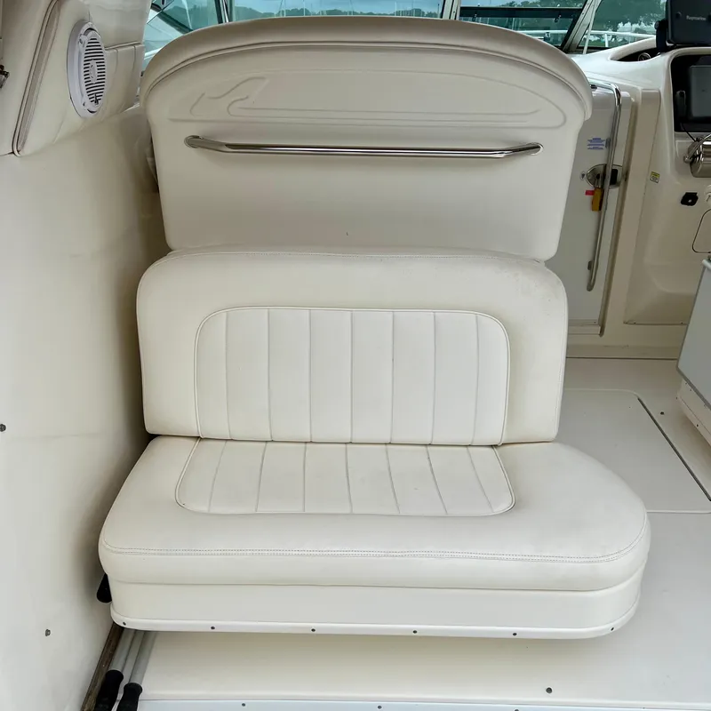 Slide: The Image of aft facing seat - 34