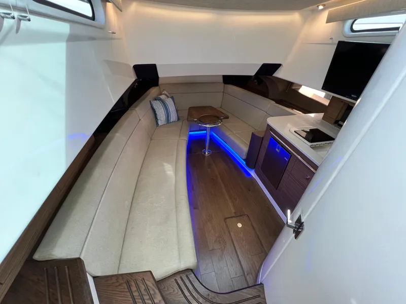 Slide: The Image of Boston Whaler 420 Outrage 2018 - 67
