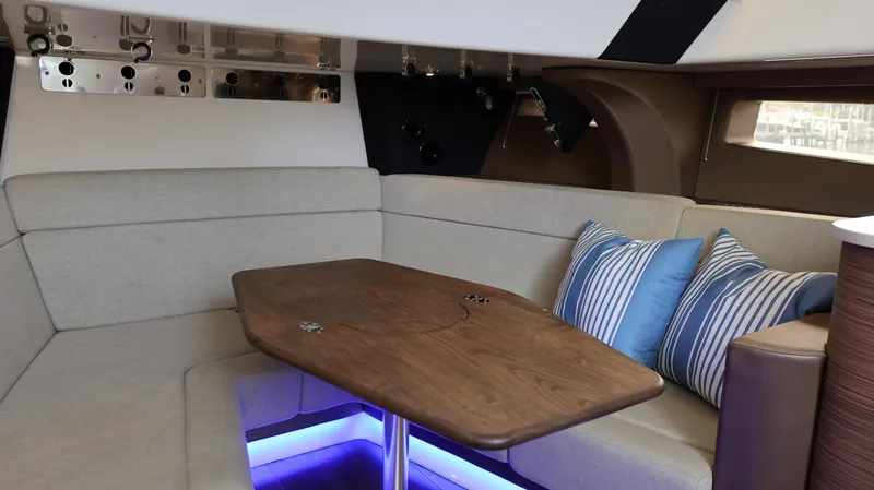 Slide: The Image of Boston Whaler 420 Outrage 2018 - 71