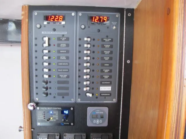 Slide: The Image of Electrical control panel on a 1985 Santa Cruz 70 boat. - 17