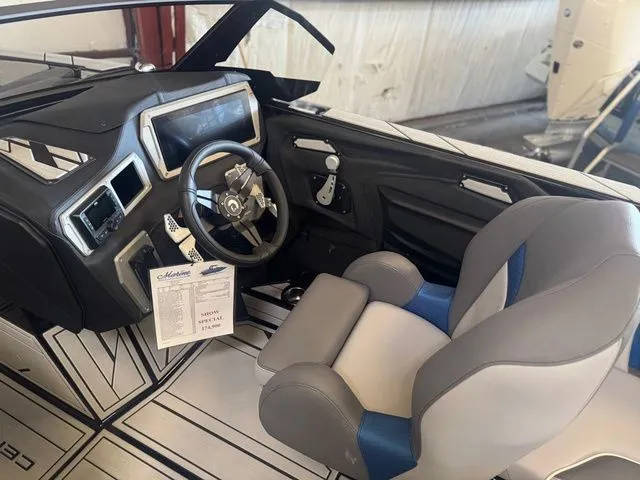 Slide: The Image of Centurion Nv233 2025 - 7