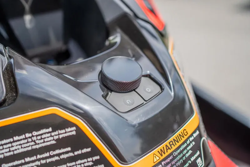 Slide: The Image of Kawasaki Ultra® 310X 2025 - 10