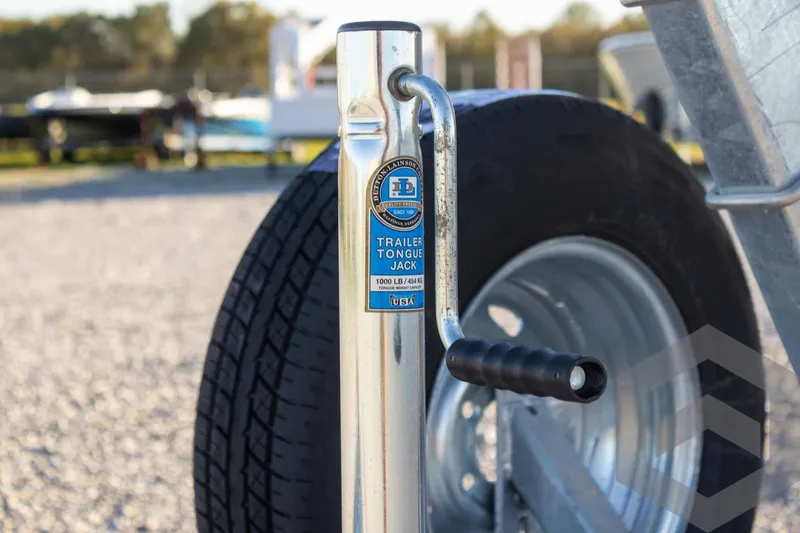 Slide: The Image of Trailer tongue jack with wheel, Pathfinder 2500 Hybrid, 2025 model. - 13