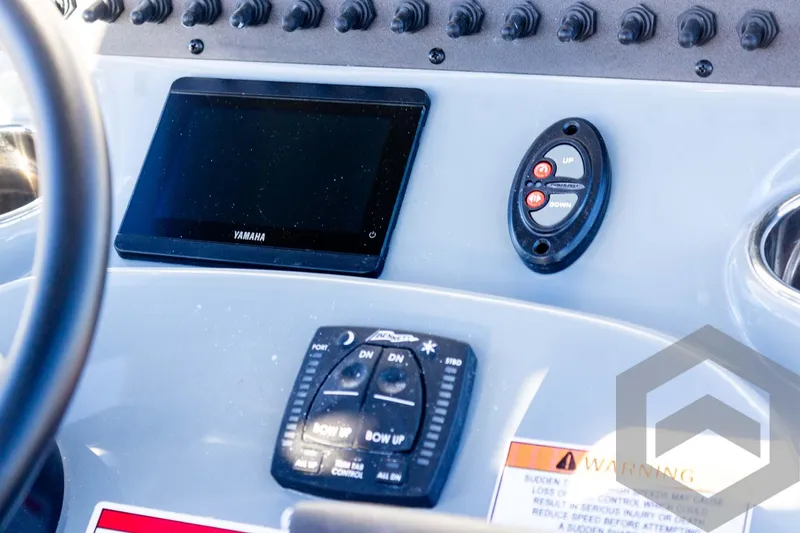 Slide: The Image of Pathfinder 2500 Hybrid 2025 - 51