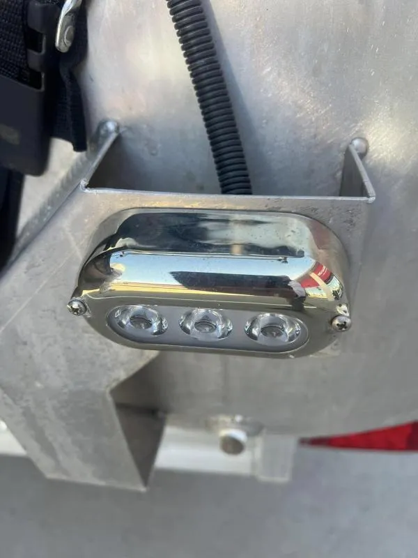 Slide: The Image of 2024 Veranda VP25RC boat LED light fixture close-up. - 25