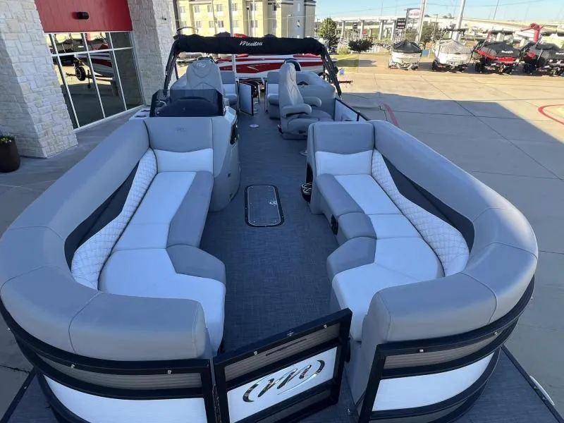 Slide: The Image of Manitou 25 SHP 2022 - 13