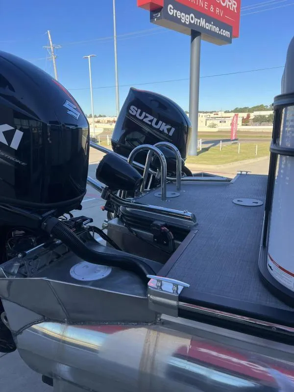 Slide: The Image of Manitou 25 SHP 2022 - 9