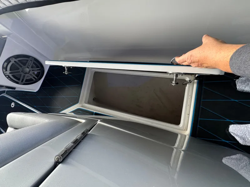 Slide: The Image of Statement 350 Open 2020 - 77