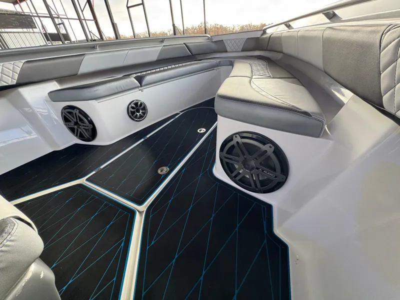 Slide: The Image of Statement 350 Open 2020 - 78