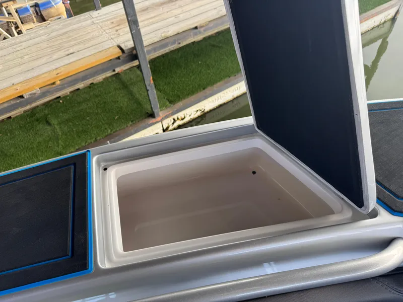 Slide: The Image of Statement 350 Open 2020 - 90