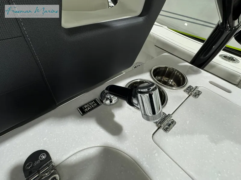 Slide: The Image of Blackfin 332 CC 2022 - 55