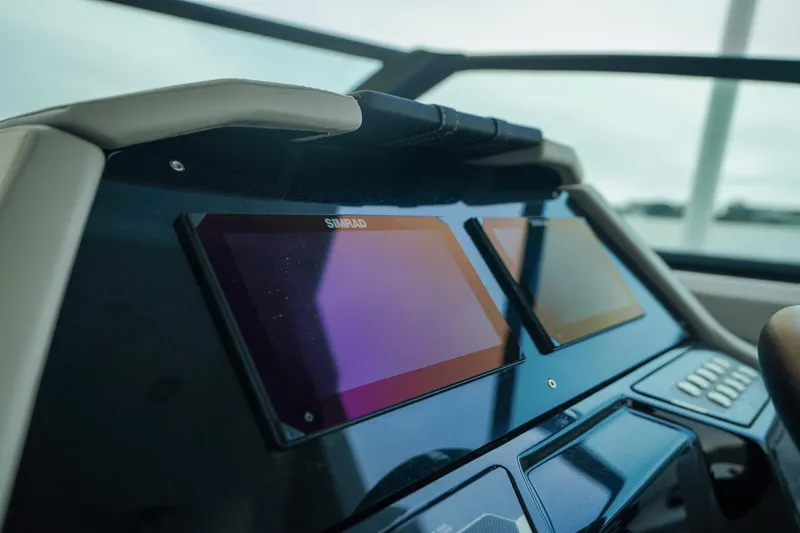 Slide: The Image of Cruisers Yachts 34 GLS Outboard 2024 - 34