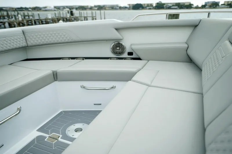 Slide: The Image of Cruisers Yachts 34 GLS Outboard 2024 - 40