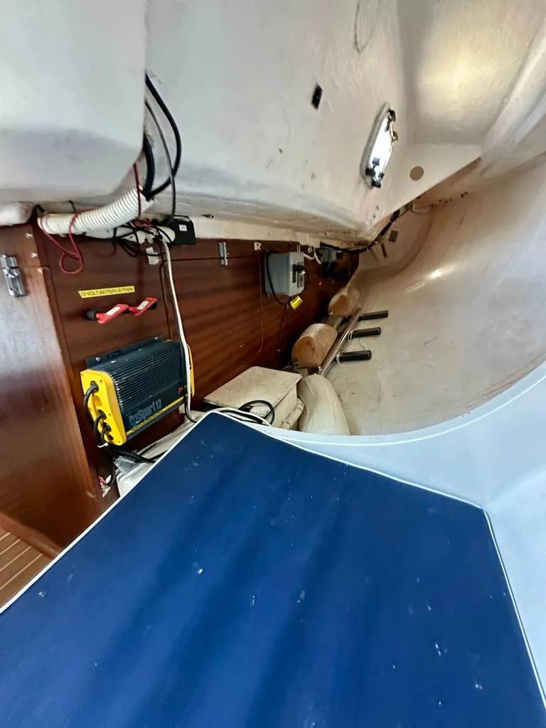 Slide: The Image of Interior view of 2006 J Boats J/92S sailboat, showcasing cabin details and equipment. - 32
