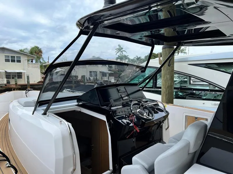 Slide: The Image of Pardo Yachts 38 2022 - 12