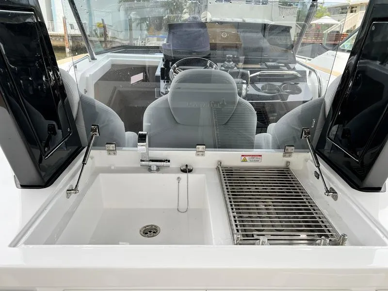 Slide: The Image of Pardo Yachts 38 2022 - 17