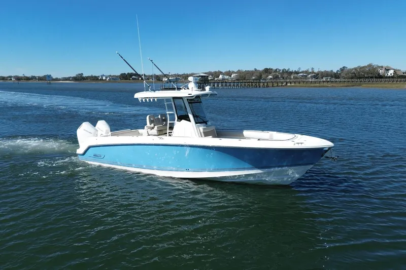 Slide: The Image of Boston Whaler 330 Outrage 2025 - 0