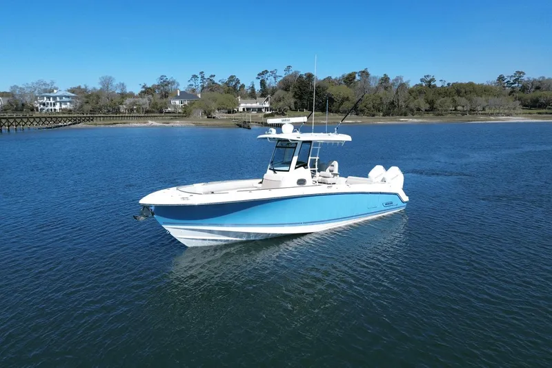 Slide: The Image of Boston Whaler 330 Outrage 2025 - 5