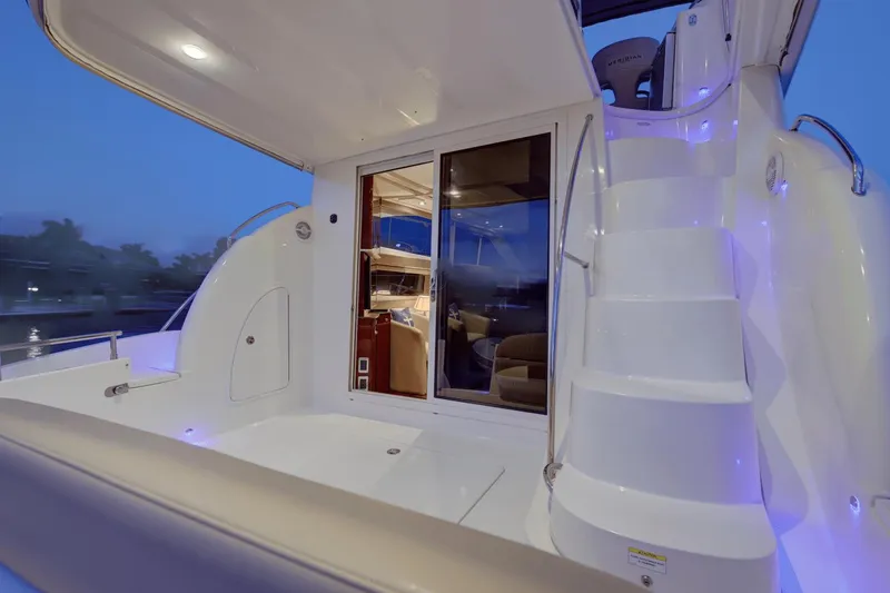 Slide: The Image of Meridian 391 SEDAN - DUAL HELM 2016 - 21