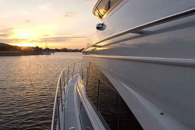 Slide: The Image of Meridian 391 SEDAN - DUAL HELM 2016 - 26