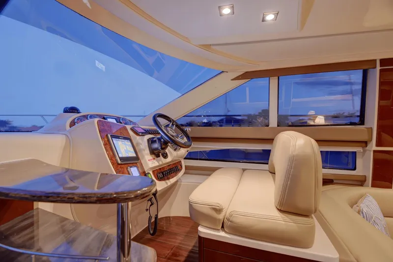 Slide: The Image of Meridian 391 SEDAN - DUAL HELM 2016 - 7