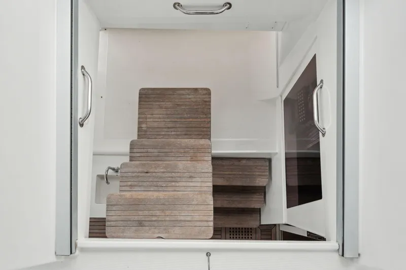 Slide: The Image of Lagoon 620 2014 - 110