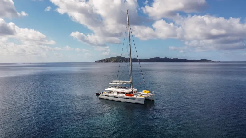 Slide: The Image of Lagoon 620 2014 - 124