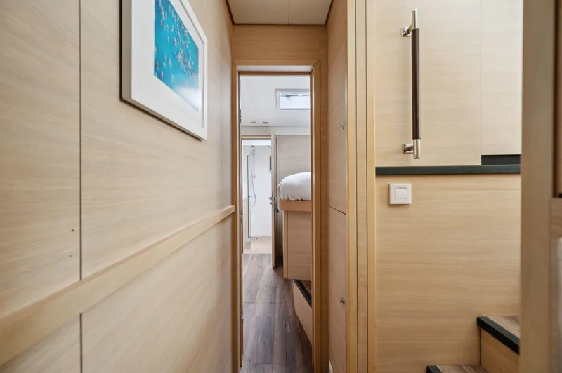 Slide: The Image of Lagoon 620 2014 - 57