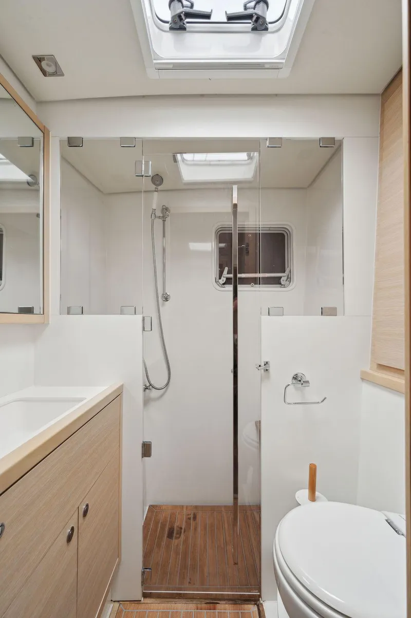 Slide: The Image of Lagoon 620 2014 - 65