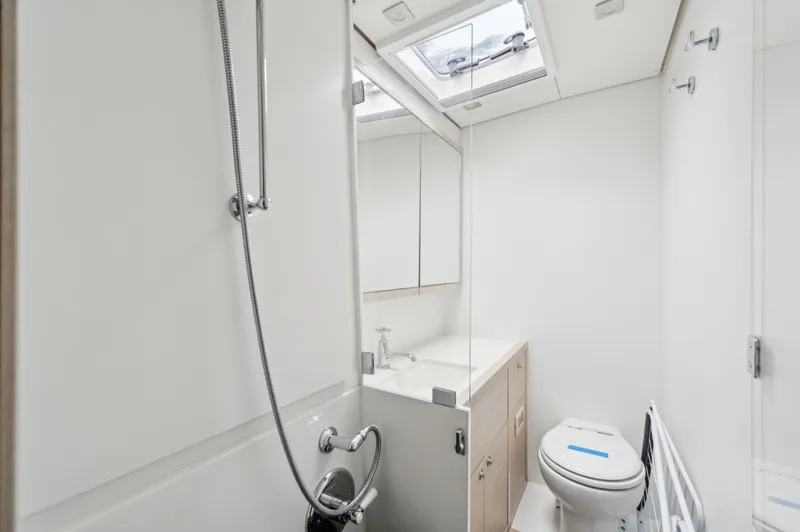 Slide: The Image of Lagoon 620 2014 - 69