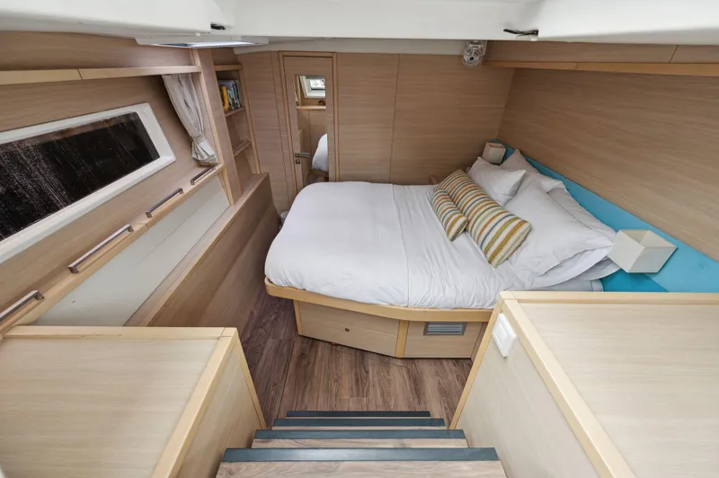 Slide: The Image of Lagoon 620 2014 - 74