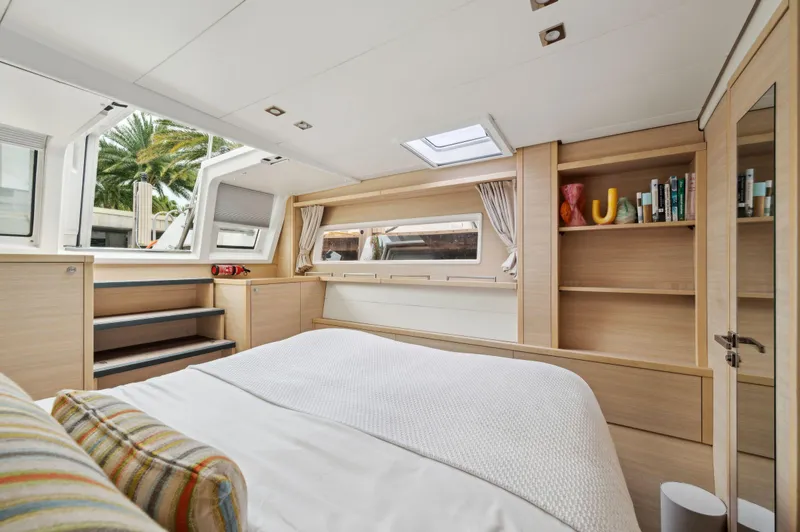 Slide: The Image of Lagoon 620 2014 - 77