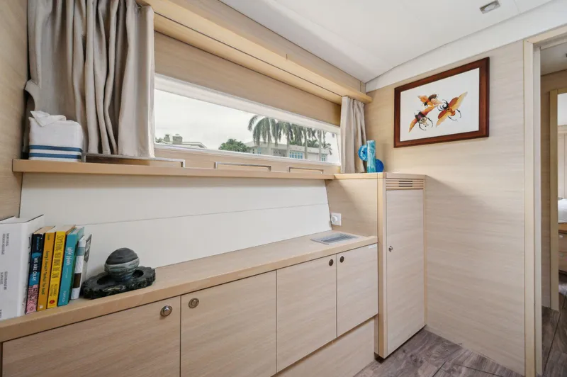 Slide: The Image of Lagoon 620 2014 - 84