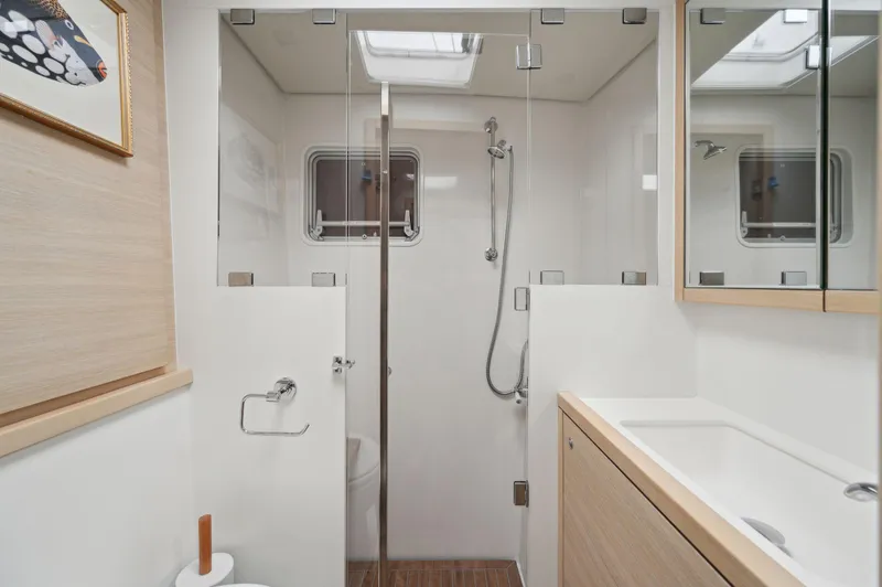 Slide: The Image of Lagoon 620 2014 - 85