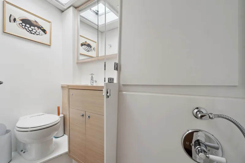 Slide: The Image of Lagoon 620 2014 - 92