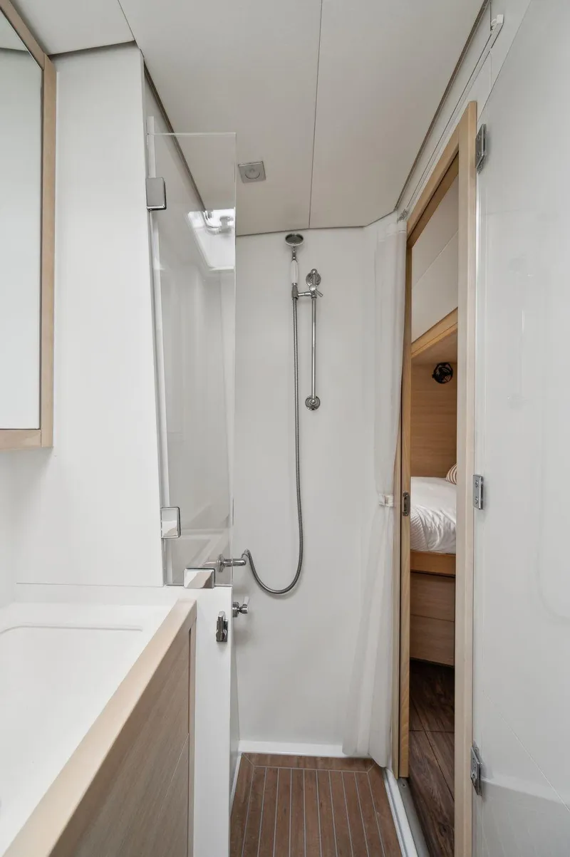 Slide: The Image of Lagoon 620 2014 - 95