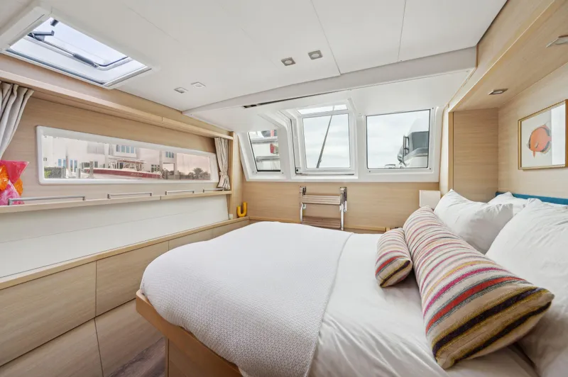 Slide: The Image of Lagoon 620 2014 - 97