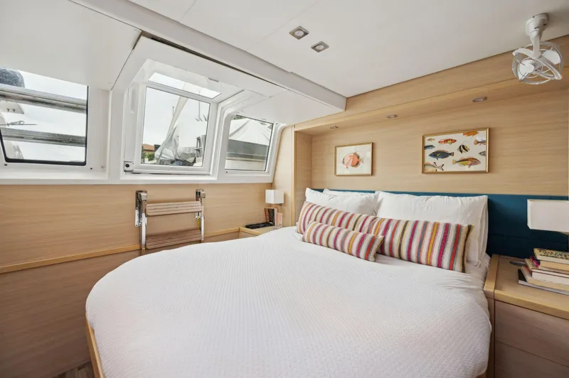 Slide: The Image of Lagoon 620 2014 - 98