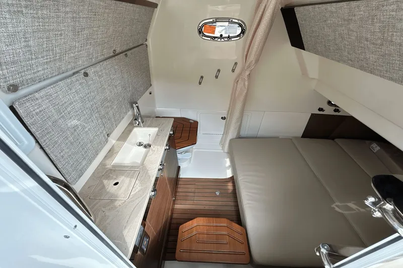 Slide: The Image of Boston Whaler 360 Outrage 2026 - 30