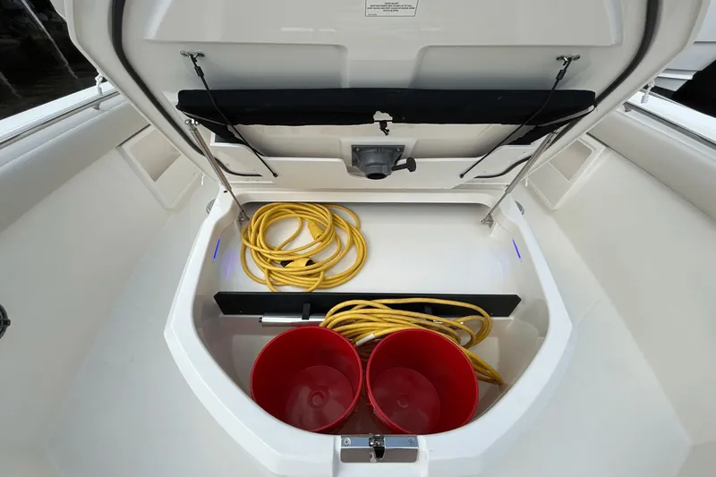 Slide: The Image of Boston Whaler 360 Outrage 2026 - 35