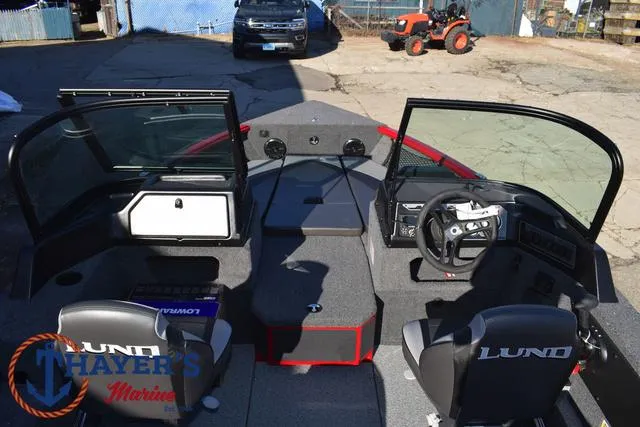 Slide: The Image of Lund 1775 Impact XS Sport 2025 - 28