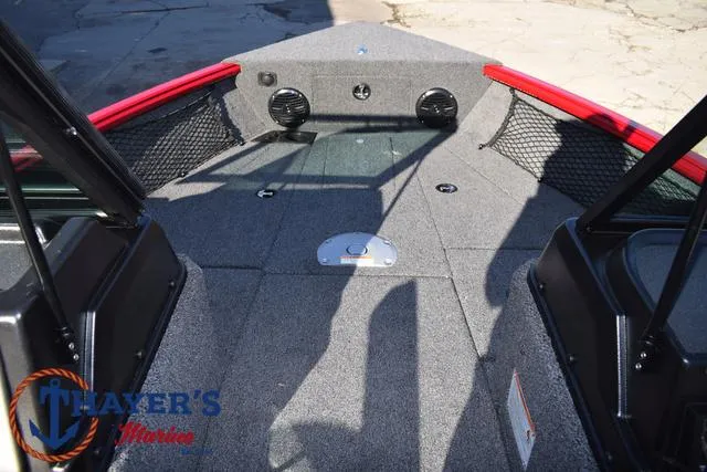 Slide: The Image of Lund 1775 Impact XS Sport 2025 - 32