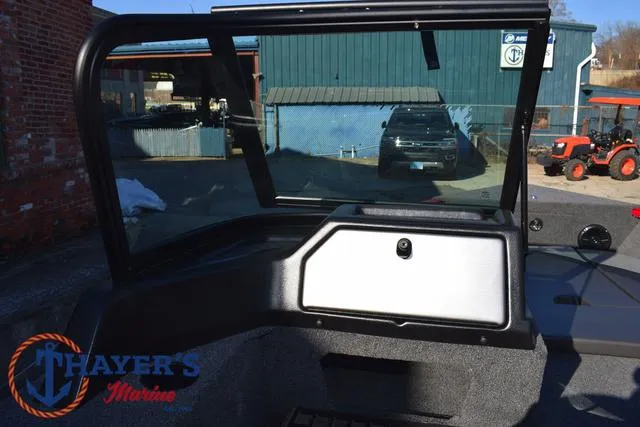 Slide: The Image of Lund 1775 Impact XS Sport 2025 - 41