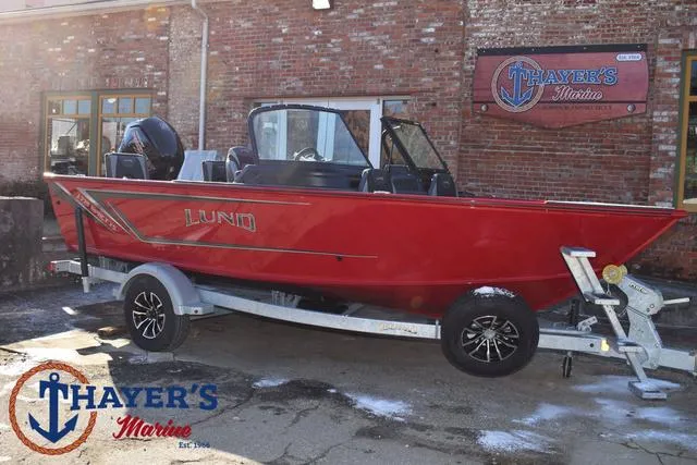 Slide: The Image of Lund 1775 Impact XS Sport 2025 - 5