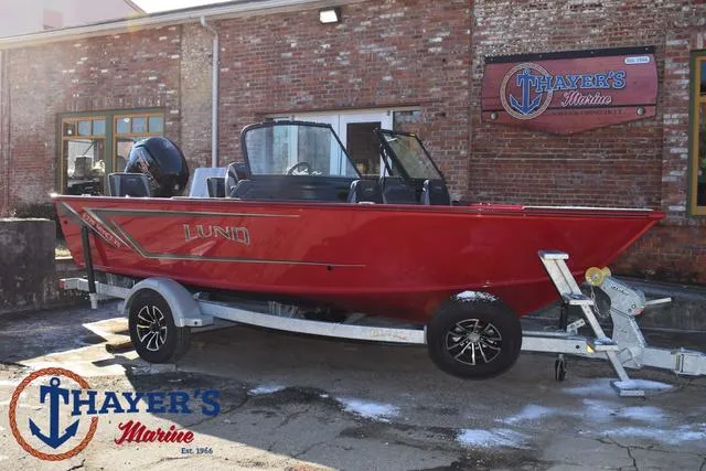 Slide: The Image of Lund 1775 Impact XS Sport 2025 - 6